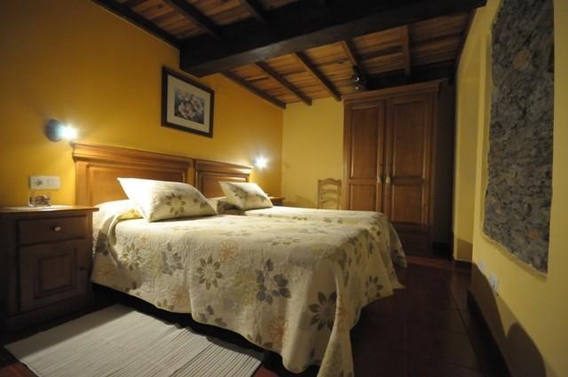 Apartamentos Rurales Romallande Puerto de Vega Rum bild