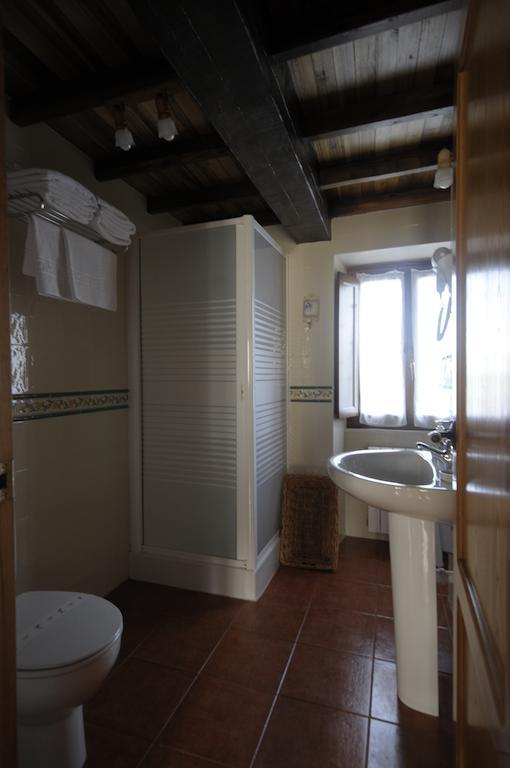 Apartamentos Rurales Romallande Puerto de Vega Exteriör bild